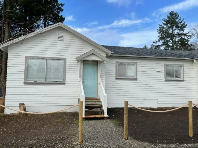 2 Bedrooms Cottage