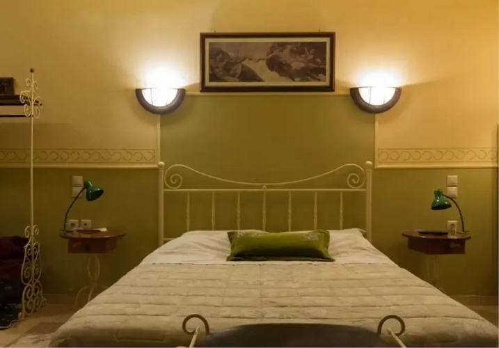 Akrolimnion Hotel