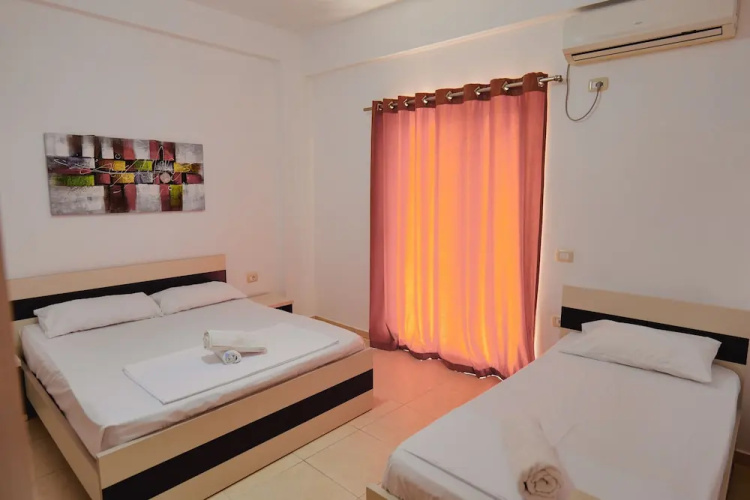 Hotel Argjiro