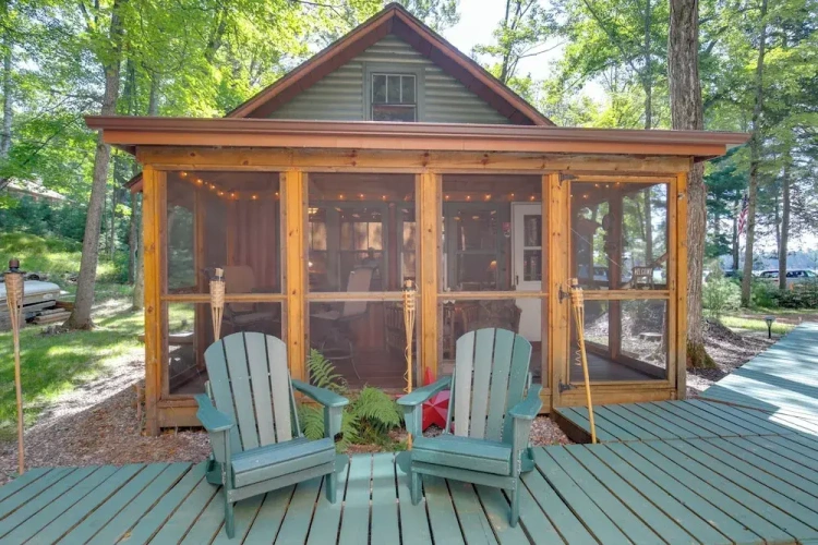 2 Bedrooms Cottage