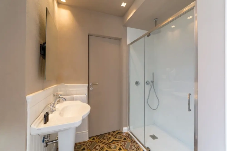 Premium room