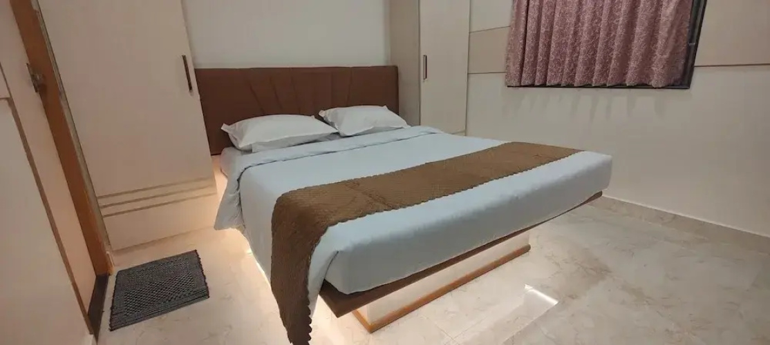 Nandhavanam A Business Class Residency