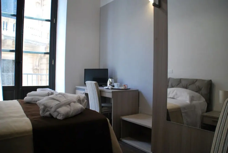 Superior Double room with city view