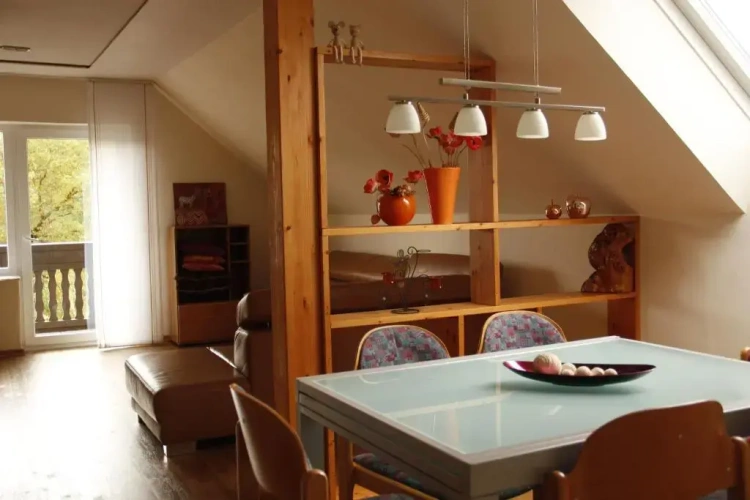 3 Bedrooms Apartment