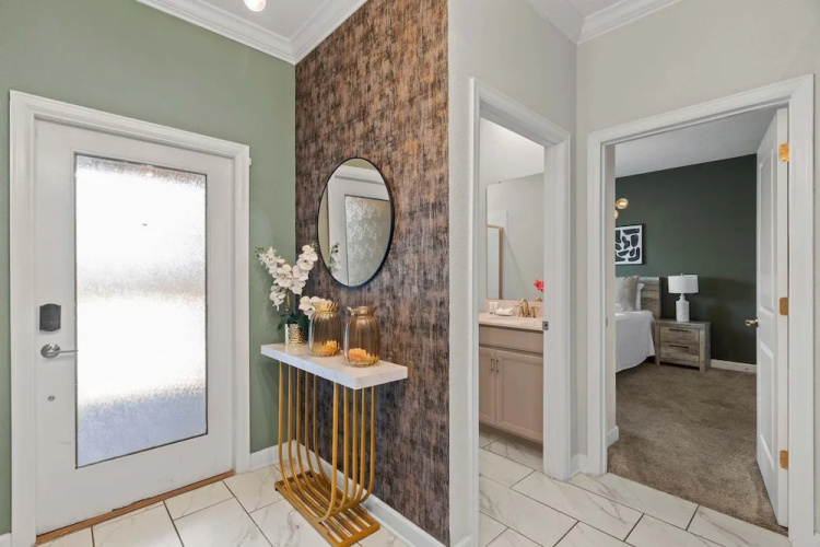 Chic 4BR Home With Mickey Star Wars Rooms