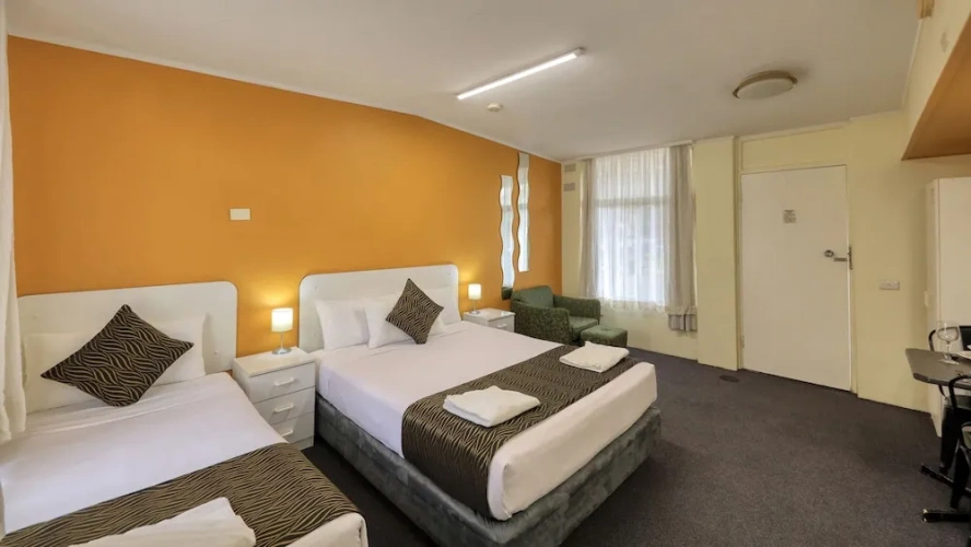 Standard Twin room