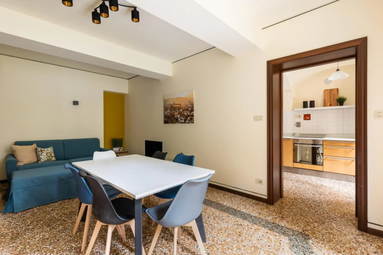 Strada Maggiore 59 - Casa Ambrosini - Atena
