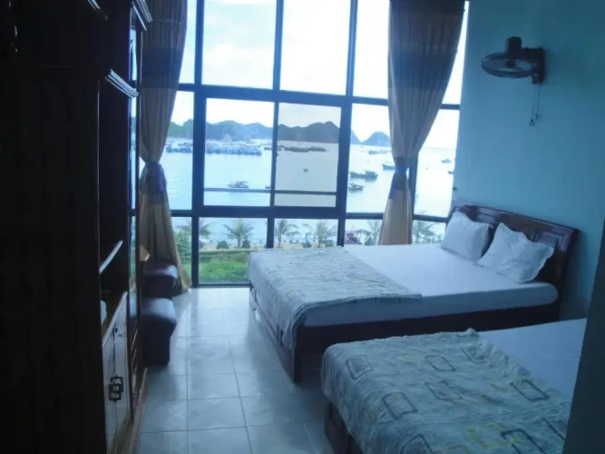 Superior Twin room with balcony and with sea view