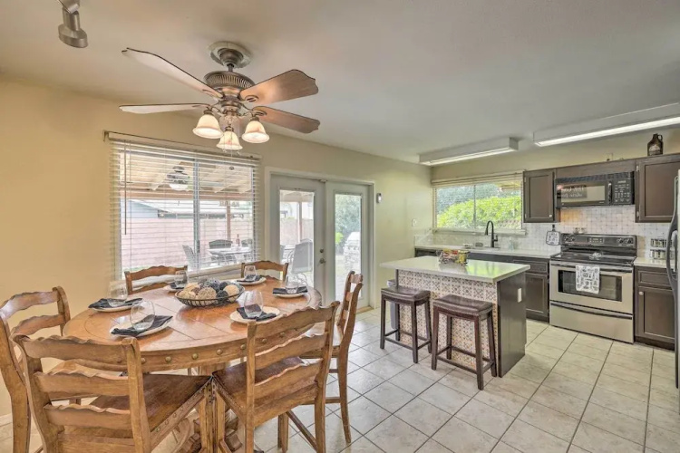 Poolside Oasis in Glendale w/ Desert Surroundings!