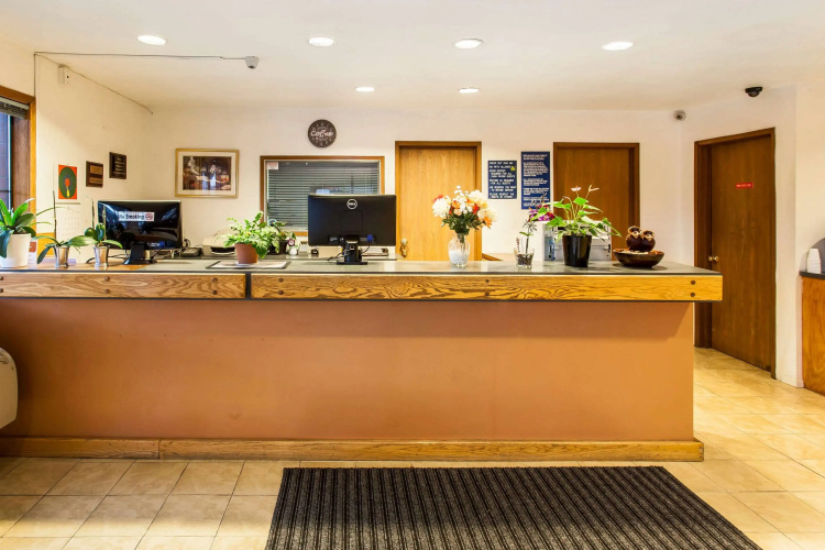 EconoLodge Everett