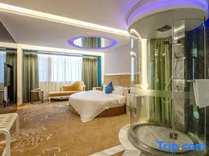 Standard Double room with city view