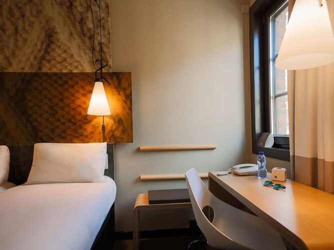 Ibis Brussels Off Grand Place photo 9