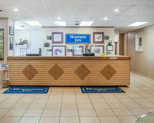 Expedition Lodge