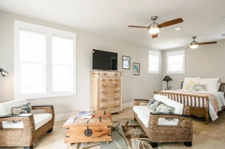 Bella Beach House