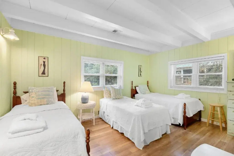 612 E Ashley - Shore Beats Work - 4 Bedrooms