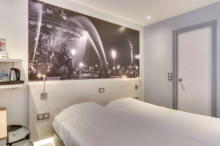 Standard Twin room
