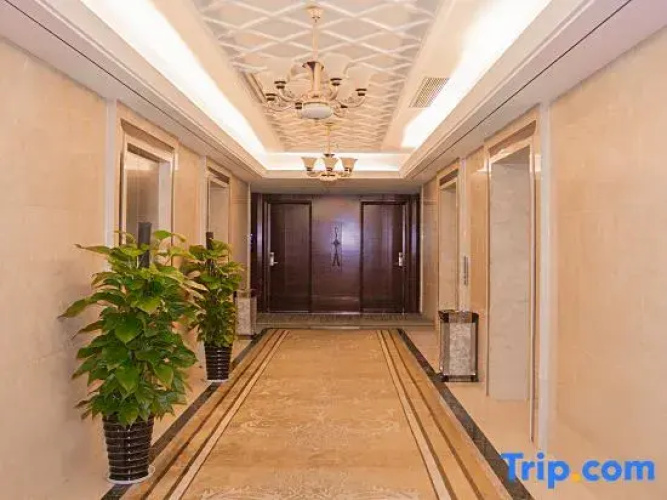Yunding Hotel (Nancheng Tianjie)