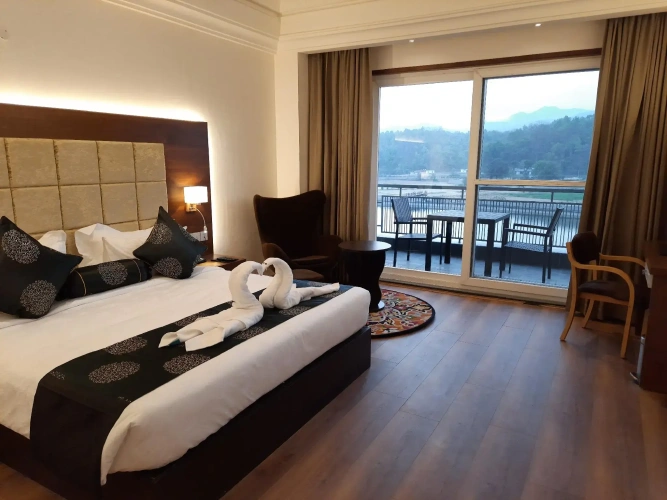 Deluxe room with balcony