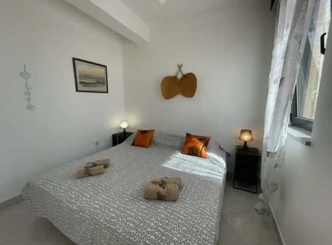 Appealing Apartment With Garden