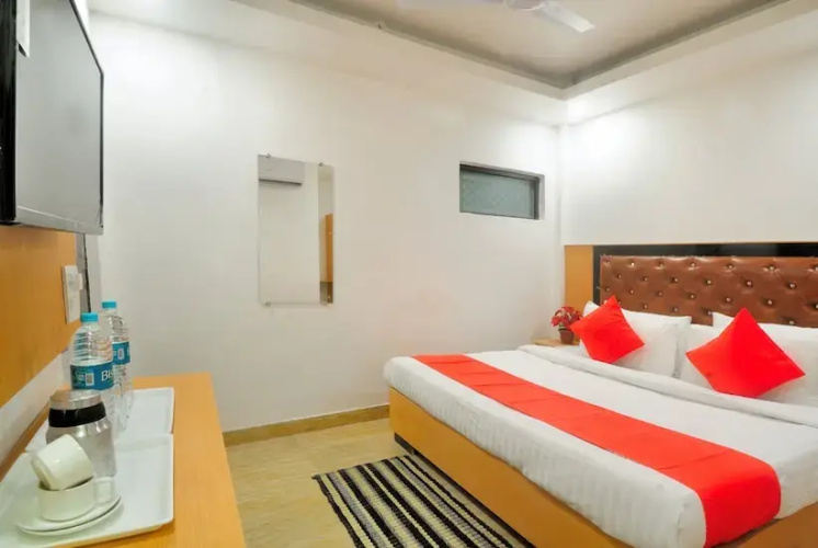 Hotel Noida Stay