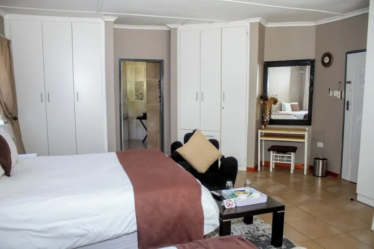 Deluxe Double room with garden view