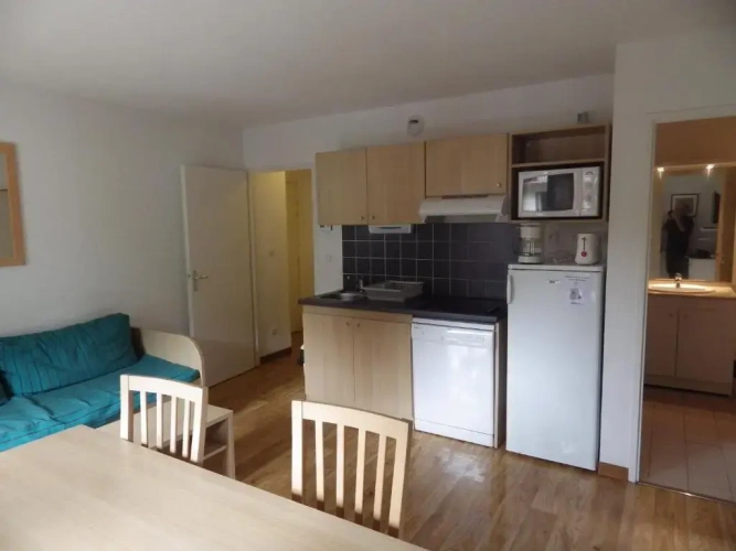 2 Bedrooms Apartment