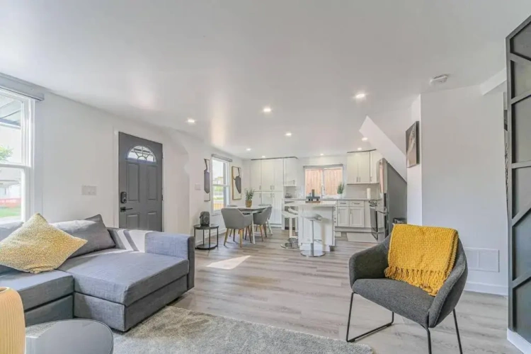 3 Bedrooms Cottage