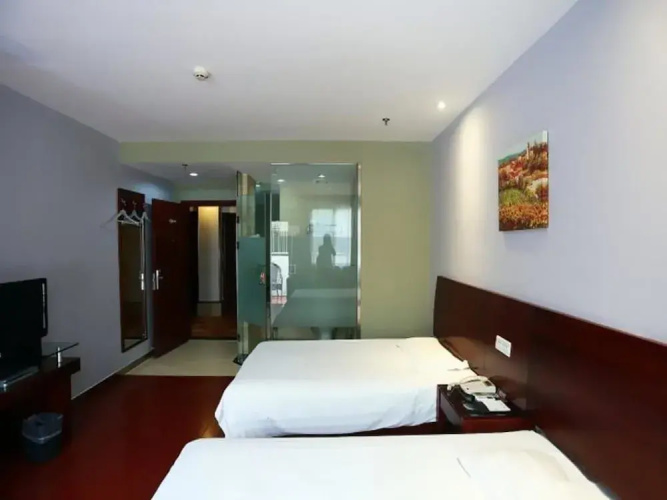 Motel 168