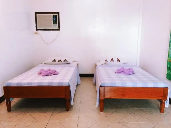 Economy room