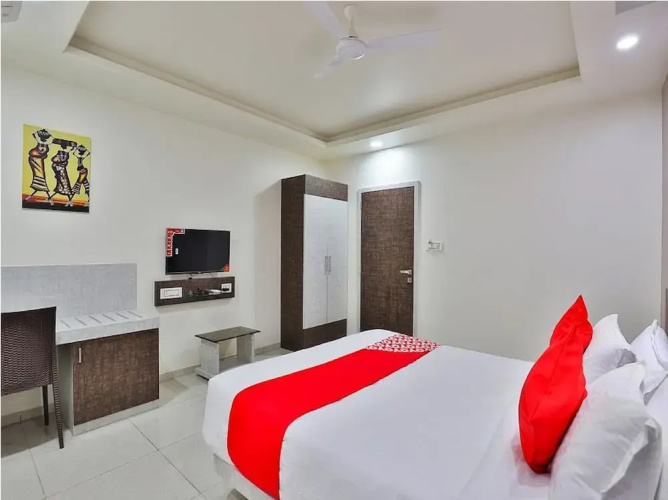 The Sky Comfort - Hotel Parth Inn