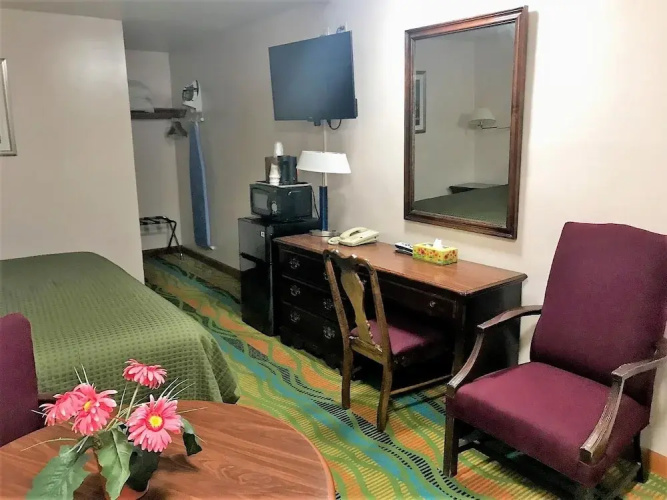 The Atlantic Motel