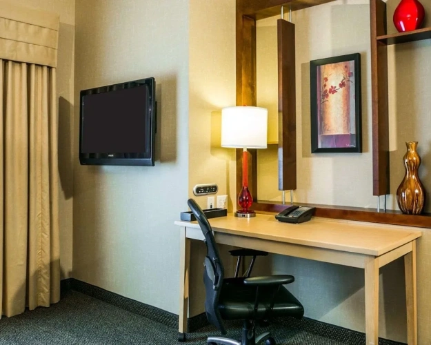 Double Suite with mountain view