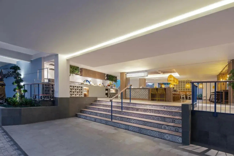 Kampi Hotel Legian