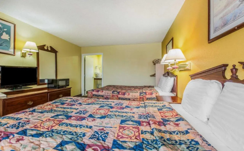 Westward Inn