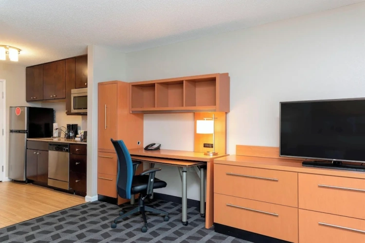 1 Bedroom Suite