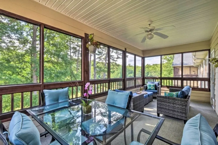 2 Bedrooms Apartment with balcony