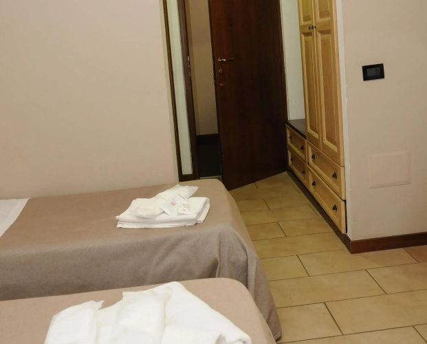 Hotel Fly