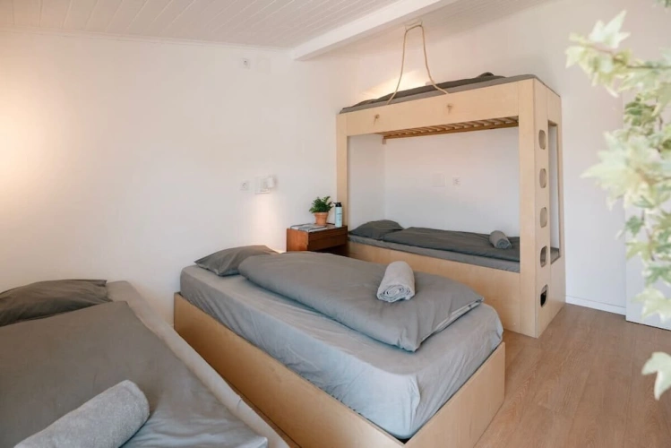 Standard Quadruple Club room