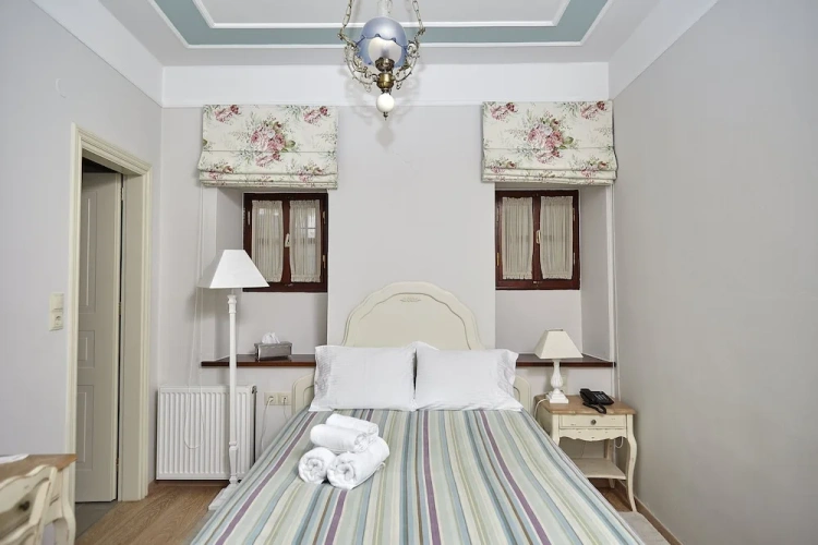 Economy Double Basement room