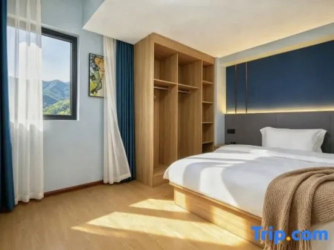 2 Bedrooms Suite