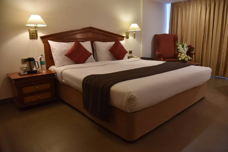Hotel Sagar Plaza