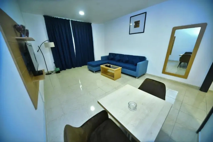 1 Bedroom Suite with view