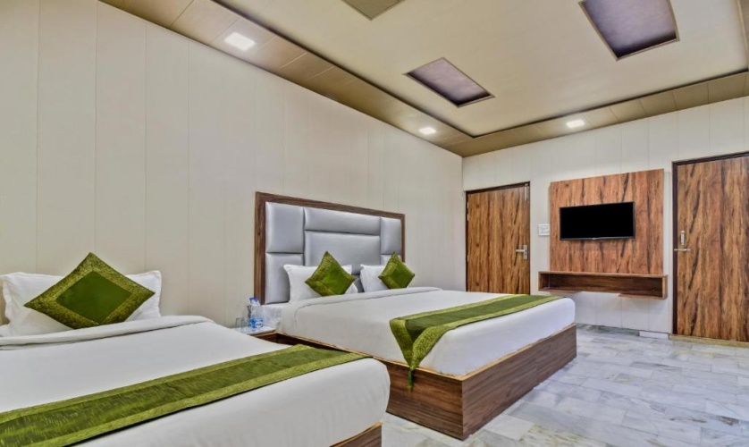 Standard Family room
