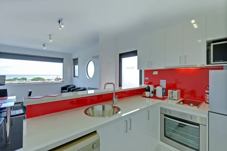 2 Bedrooms Apartment with view