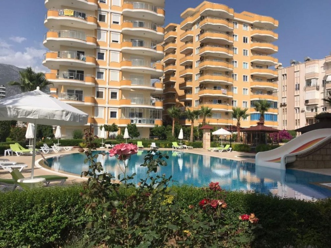 2 Bedrooms Apartment