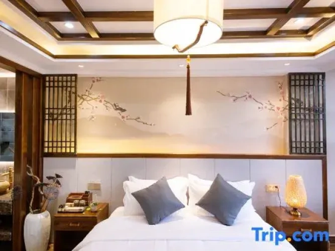 Standard Double room with river view
