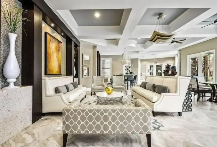 4606 TD - 5BR Townhome Marvel: Private Pool