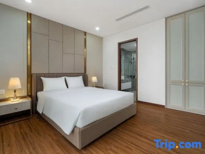 2 Bedrooms Premium Apartment with balcony and with city view