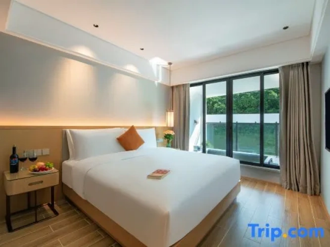 Executive Suite with balcony