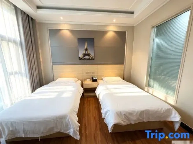 Triple Suite
